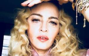 VIDEO / Madonna şi-a mărit posteriorul, iar fanii sunt îngroziţi. Toată lumea o critică pentru felul în care arată