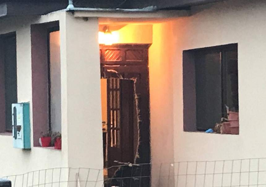VIDEO / Primele imagini de la locul crimei din Timiş! Oamenii privesc îngroziţi