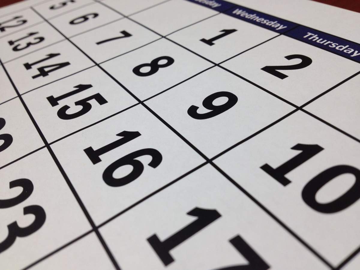 ÎNTREBAREA ZILEI: De ce luna februarie are mai puține zile?