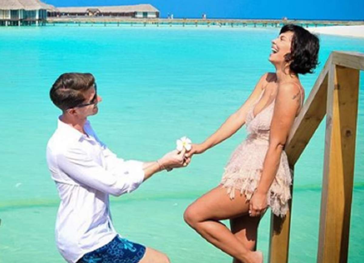 VIDEO / Andreea Popescu, dezlănțuită alături de soț în fața piscinei, în Dubai! "Cină romantică"