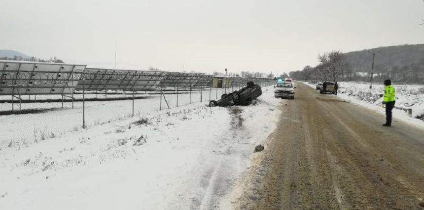 Accident grav la Sibiu! Fată de 17 ani, băgată în spital de iubitul vitezoman