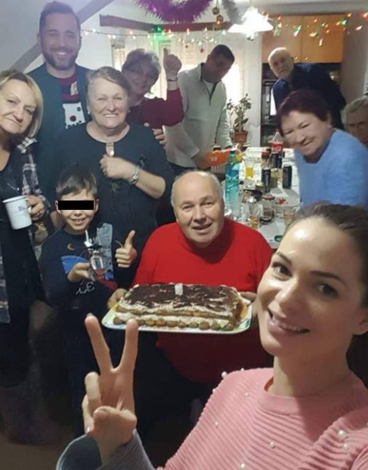 FOTO / Bucurie mare în viaţa Deei şi a lui Dinu Maxer. Tot familionul s-a strâns să chefuiască!