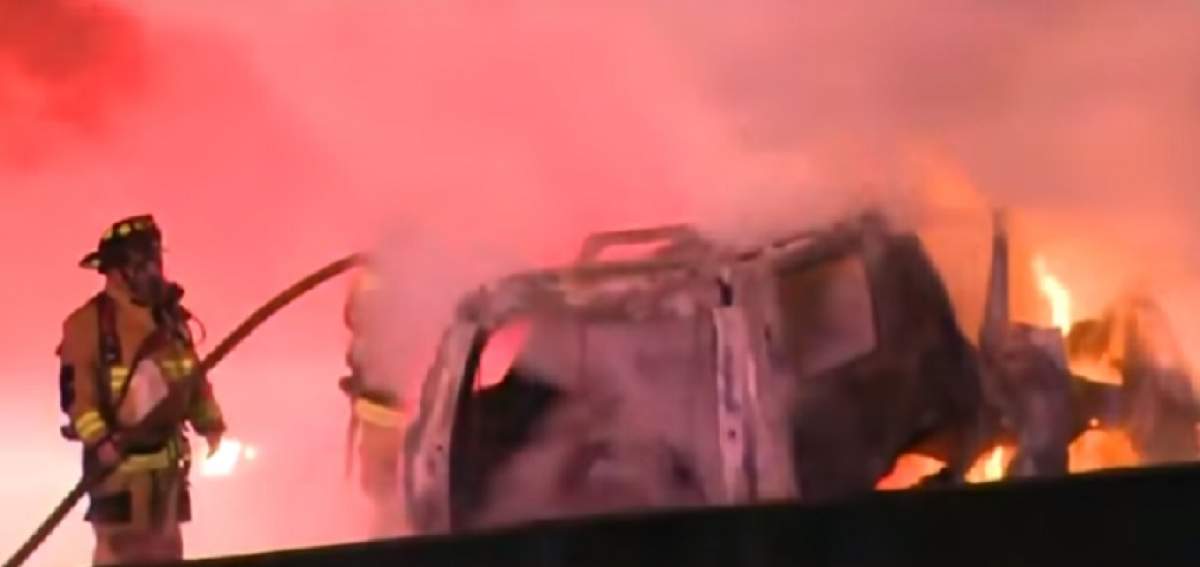 VIDEO / O familie cu trei copii care se întorcea din vacanţă, ucisă într-un grav accident. Şoferul era beat