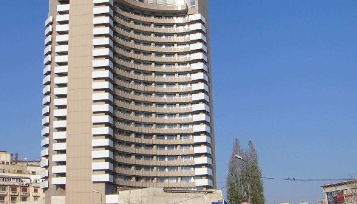 Un bărbat a murit, după ce s-a aruncat de la etajul 15 al unui hotel de lux din Capitală