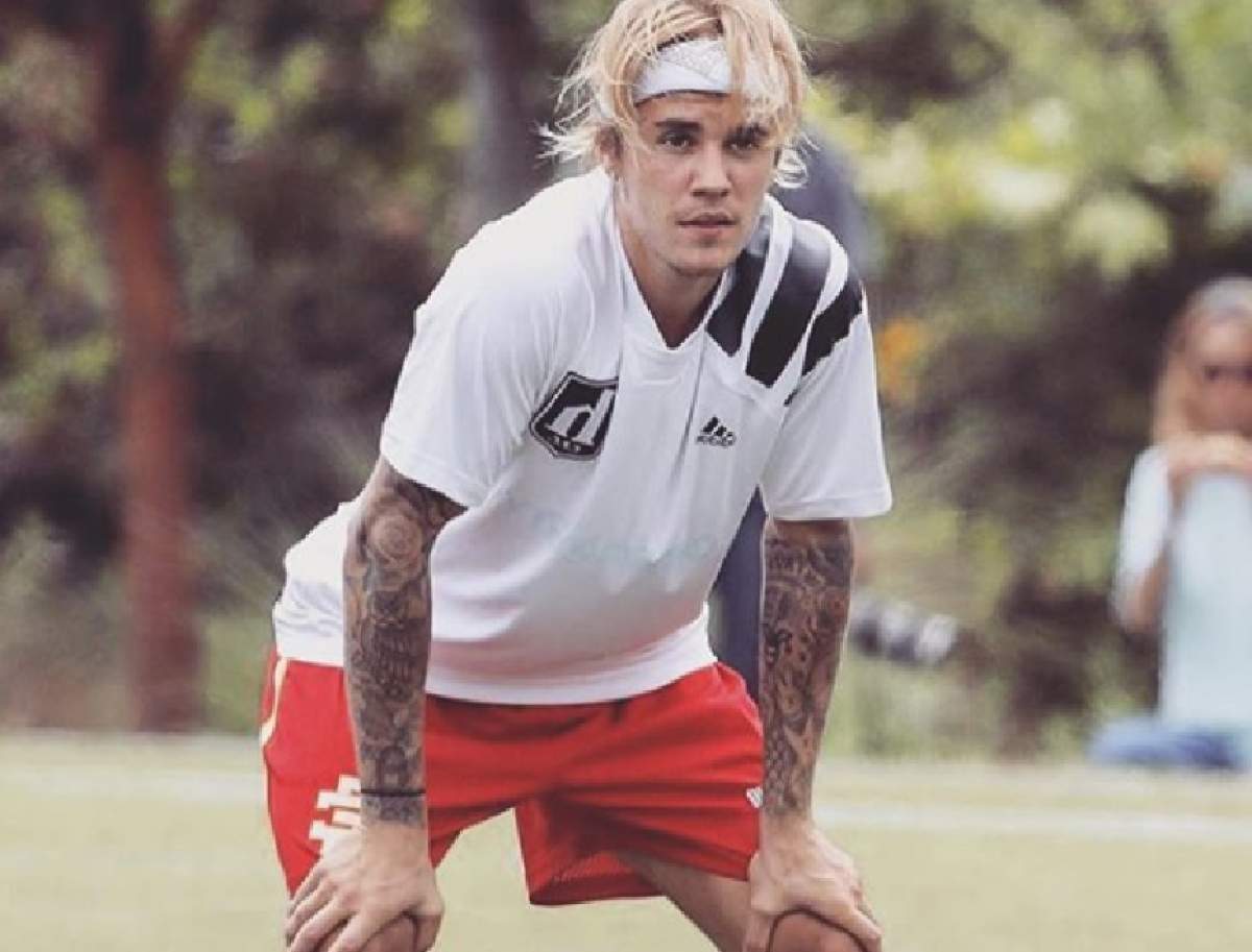 FOTO / Justin Bieber, ce ai făcut? Artistul nu mai are niciun centimetru liber pe piele, după ce s-a tatuat în exces