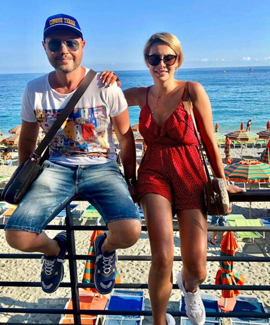 Cu cine a înlocuit-o Mihai Mitoşeru pe Noemi, după separare. S-au fotografiat în pat