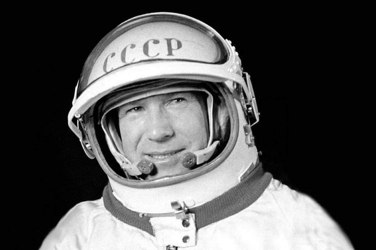 A murit Alexei Leonov, primul om care a ieșit în spațiu