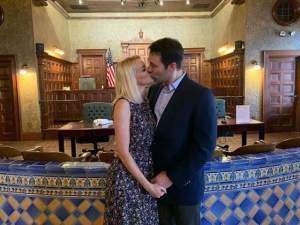 Veste mare în showbiz! Catrinel Sandu s-a căsătorit cu iubitul american! Primele imagini de la nuntă