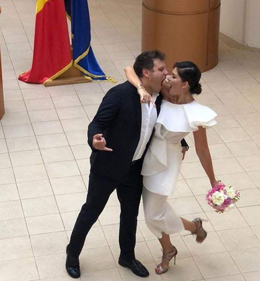 Veste mare în showbiz! Alina Pușcaș s-a căsătorit astăzi. Primele imagini de la nuntă