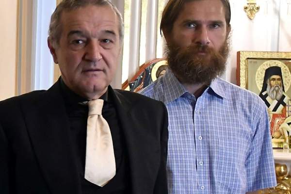 VIDEO / Să tot ai un aşa şef! Gigi Becali i-a făcut lui Alexandru Tudor un cadou în valoare de 100.000 de euro