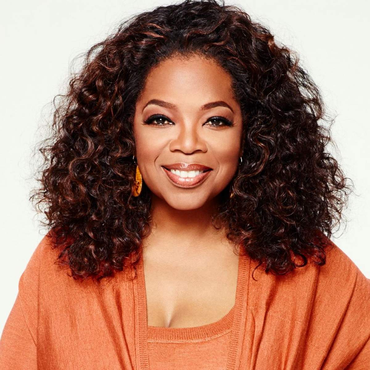 Uluitor! Oprah nu a fost căsătorită niciodată şi nici nu are copii. Care este motivul