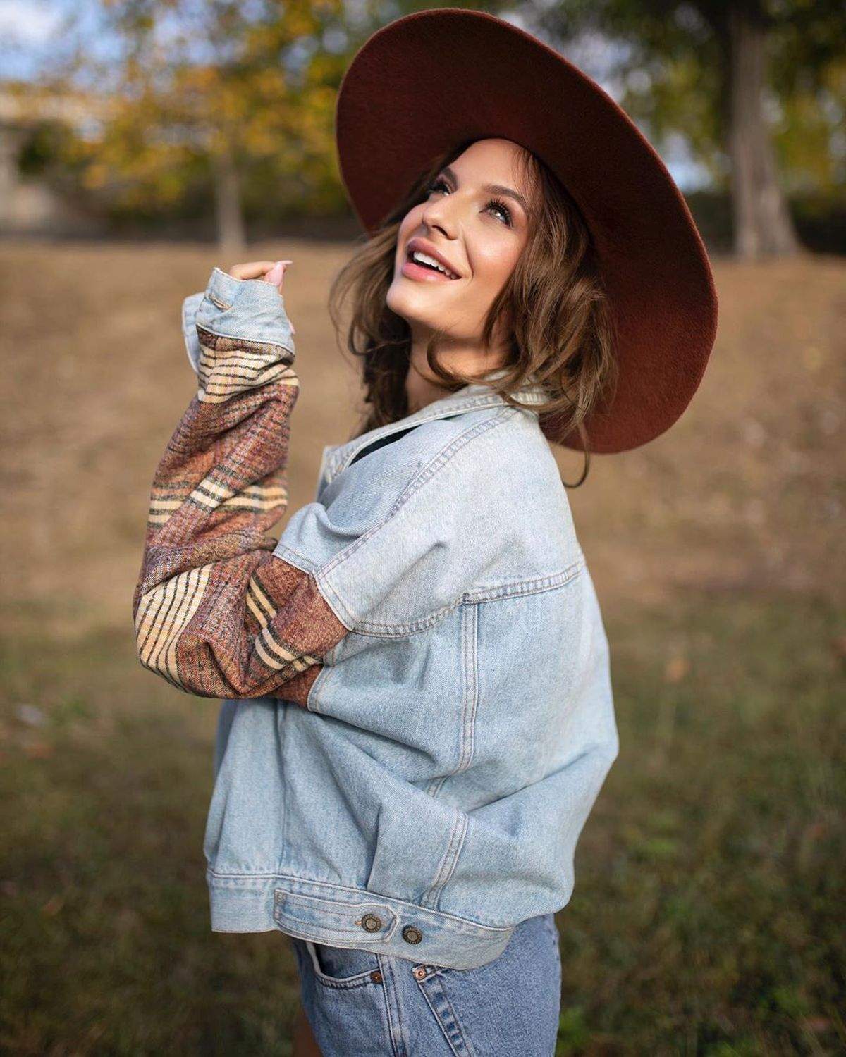 Întâlnire la ceas de seară. Cu cine a petrecut Ana Baniciu