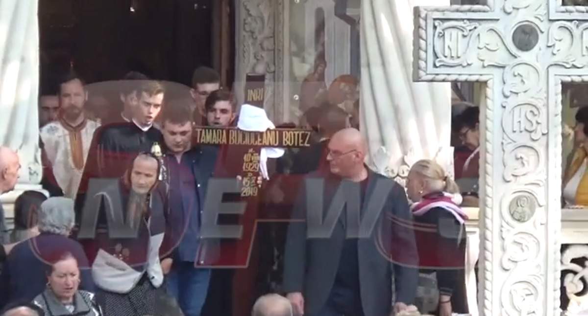 Sicriul cu trupul Tamarei Buciuceanu a ajuns la cimitir, în aplauzele oamenilor. VIDEO / UPDATE