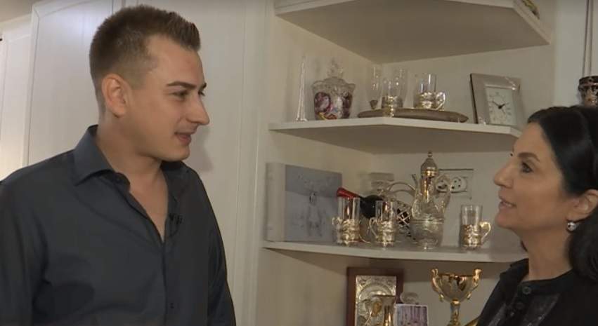 Acasă la Marian Cozma, artistul favorit al lui Hagi! "Eu sunt autorul imnului Viitorul"