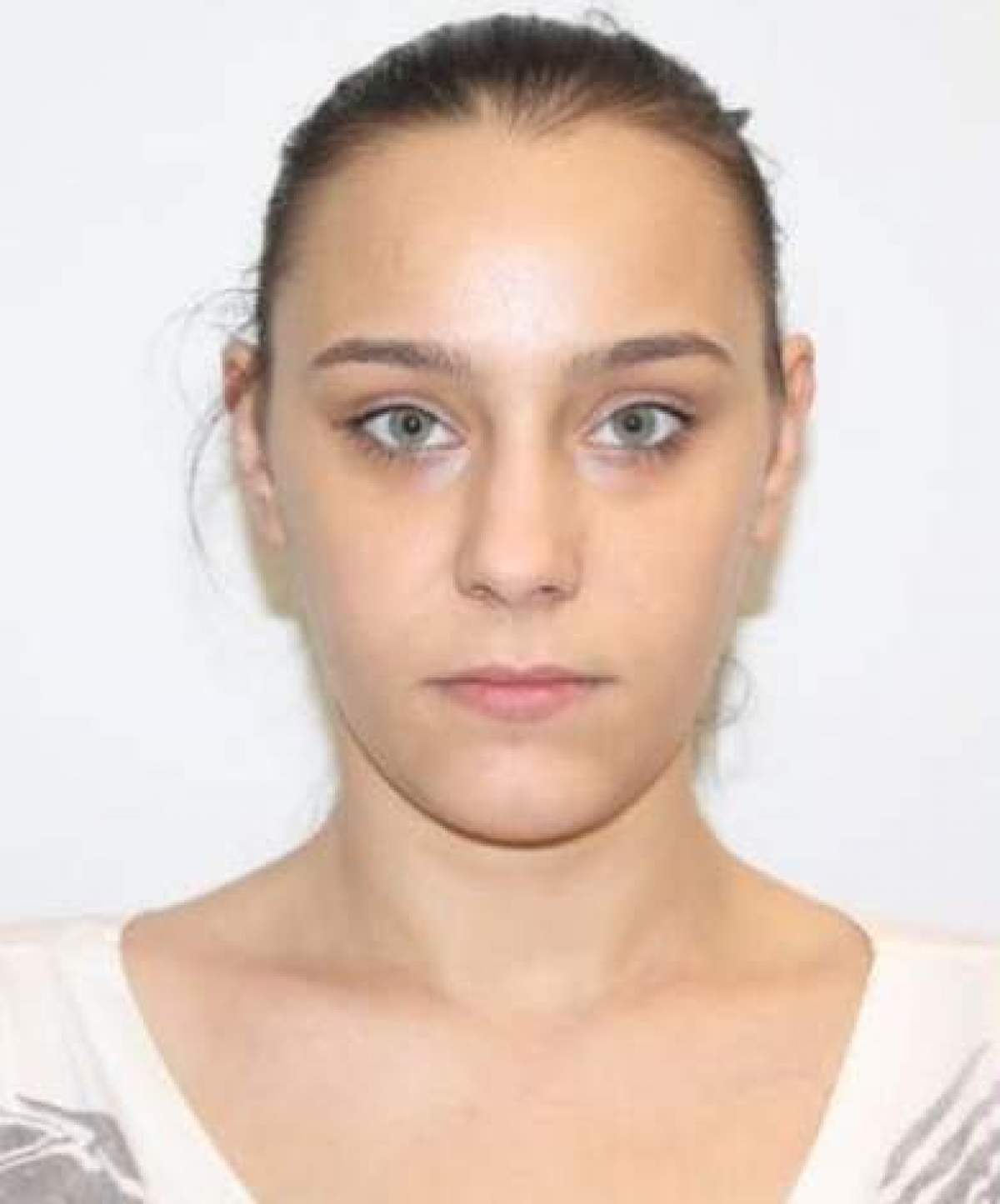 Ștefania, o tânără de 21 de ani din București, este dispărută de 10 zile. Familia este disperată!