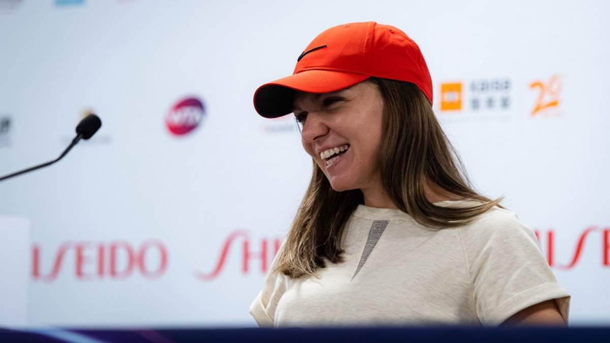 Simona Halep se ţine de glume! Campioana noastră s-a amuzat pe seama revenirii lui Darren Cahill în echipa sa