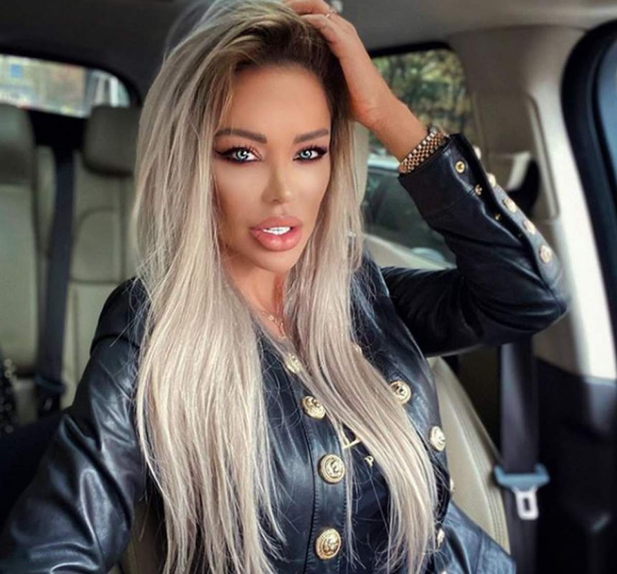 Bianca Drăguşanu este o bombă sexy, dar stai să o vezi pe sora ei. Oana este este la fel de hot / GALERIE FOTO