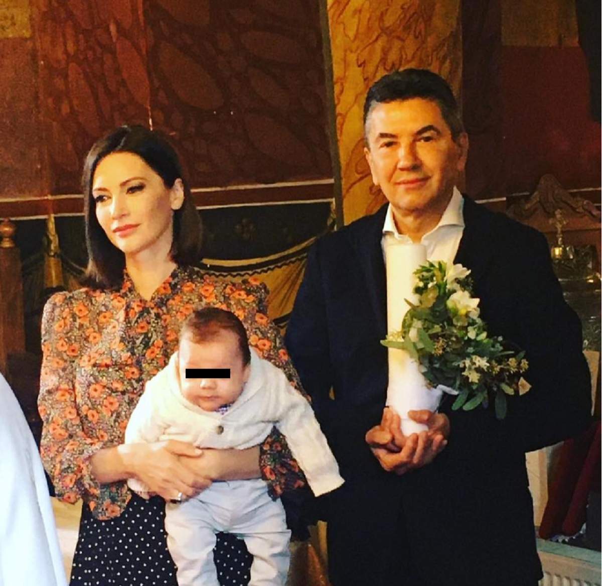 Mihaela Călin şi-a botezat băieţelul! Naşii, Andreea Berecleanu şi soţul ei, emoţionaţi: "L-am creştinat pe Petru"