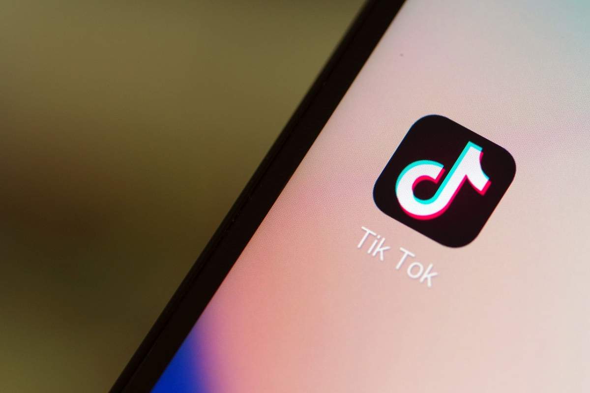 Aplicaţia care detronează Facebook. Ce este TikTok şi de ce trebuie neaparat să ştii de el!