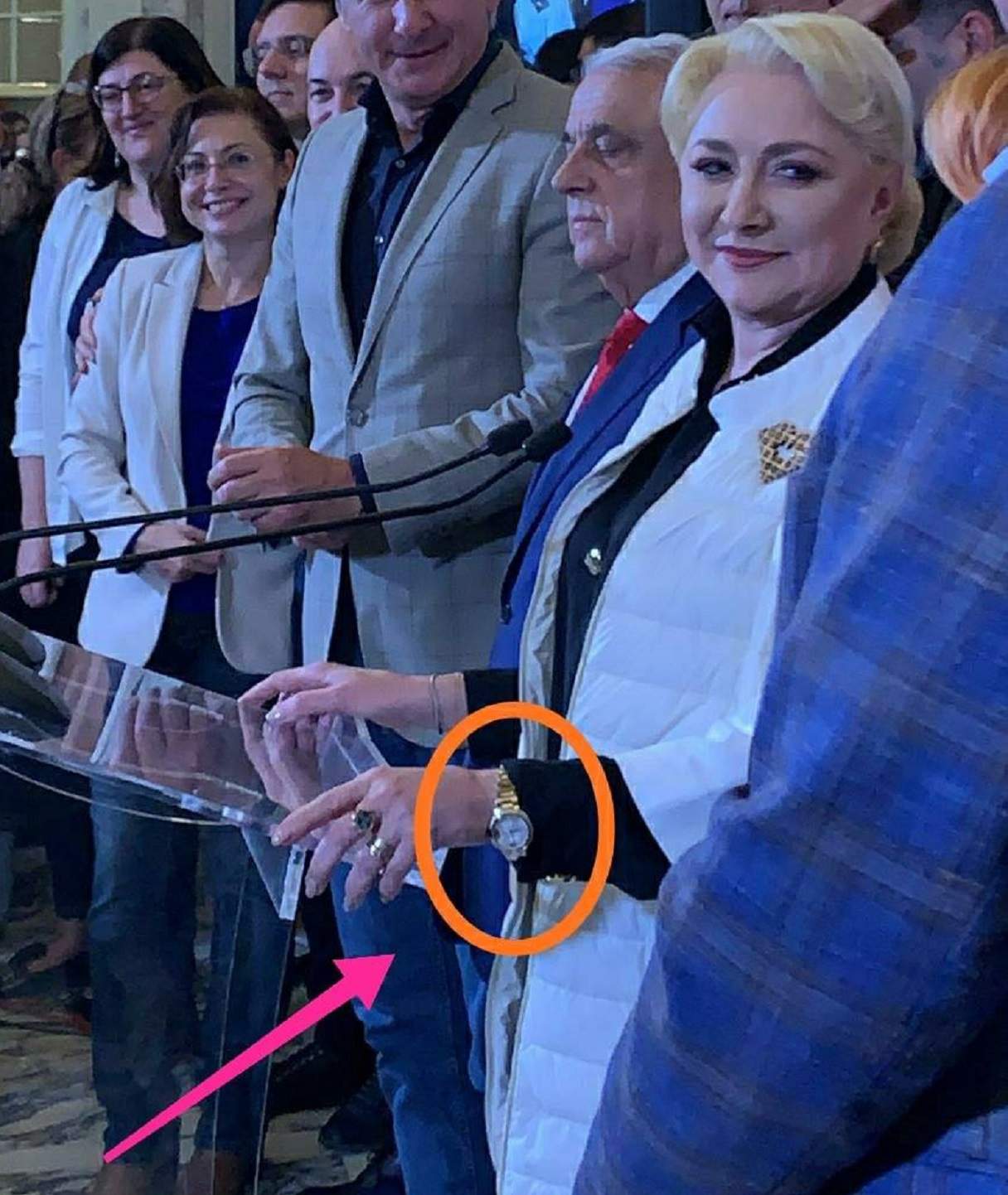 Cât costă ceasul de la mâna Vioricăi Dăncilă! "Este primit cadou de la soţul meu"