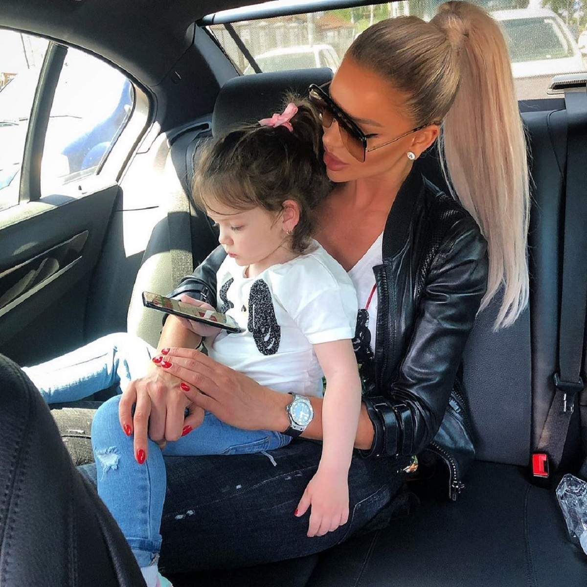 FOTO / Bianca Drăgușanu, din nou împreună cu tatăl fetiței sale! Vestea a fost dată chiar de către blondină