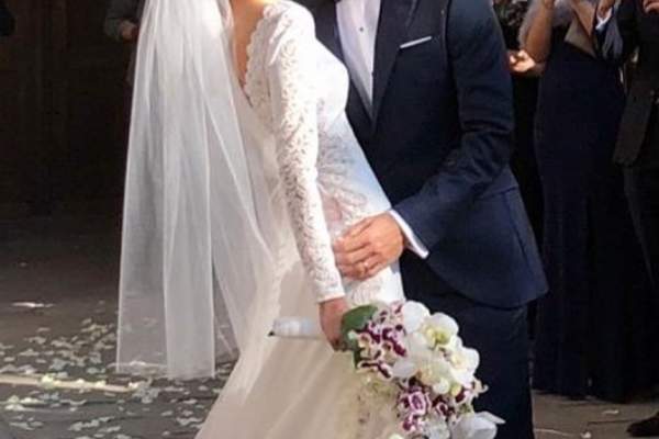 Un tenismen celebru s-a căsătorit în mare secret. Mireasa a întors toate privirile nuntaşilor