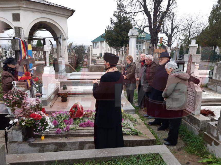 Doi ani fără Stela Popescu. Incredibil ce a împărţit familia la parastasul pentru doamna teatrului românesc / VIDEO