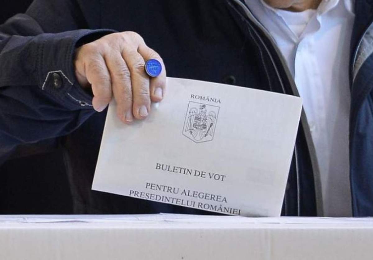 Tragedie în ziua alegerilor prezidenţiale! Un bărbat a murit chiar în secţia de votare / VIDEO