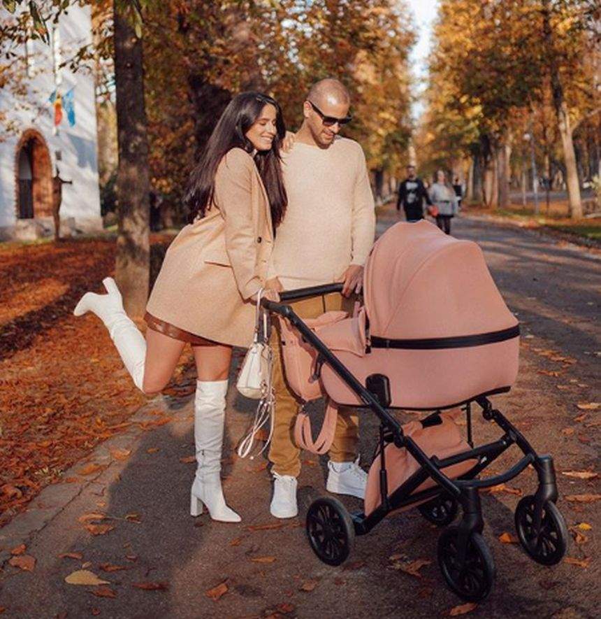 Ioana Grama a plecat în prima vacanţă împreună cu fetiţa ei, la patru săptămâni de la naştere