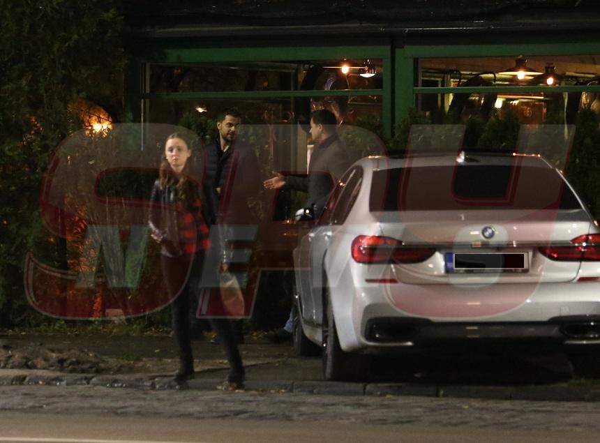 VIDEO PAPARAZZI / Când îi este foame, nimic nu mai contează! Gestul uluitor pe care Adrian Alexandrov l-a făcut de dragul unei cine bune