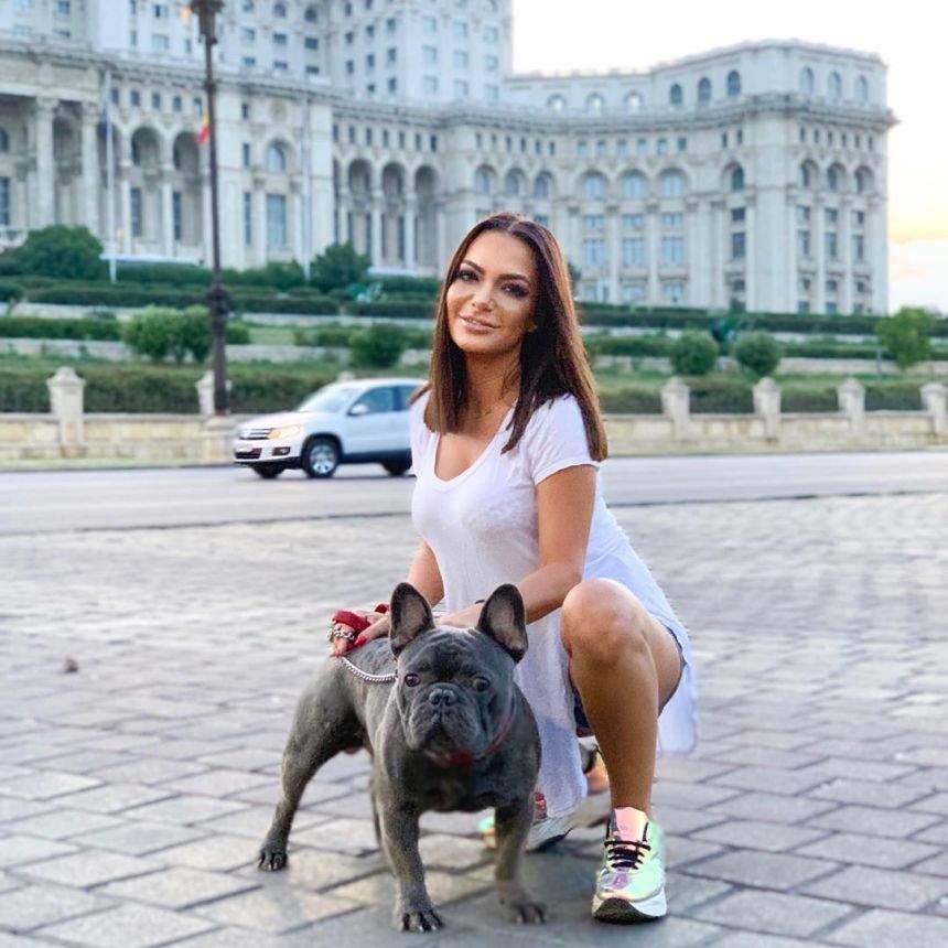 După o nouă iubire în viața ei, Andreea Antonescu își uimește fanii cu un look cu totul deosebit. Cum arată acum jumătatea trupei Andre