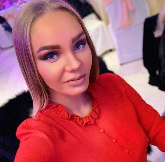 Maria Constantin a apărut așa la un eveniment și toți au rămas mască! Vedeta și-a schimbat look-ul complet. FOTO