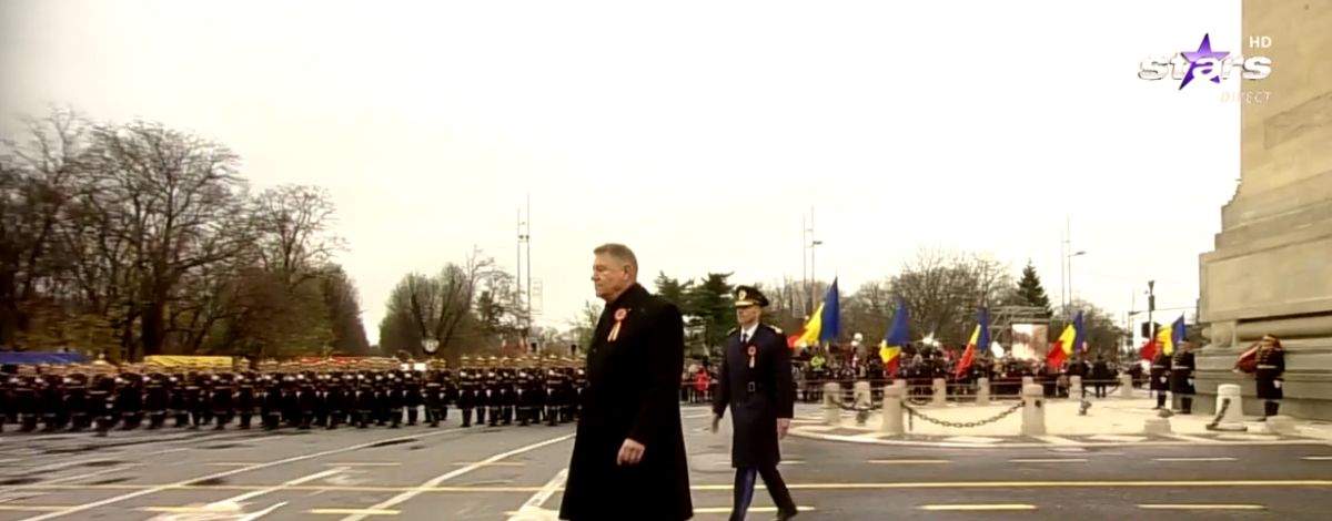 Președintele Klaus Iohannis, prezent la parada de 1 decembrie. Cum a fost primit Șeful Statului, la Arcul de Triumf