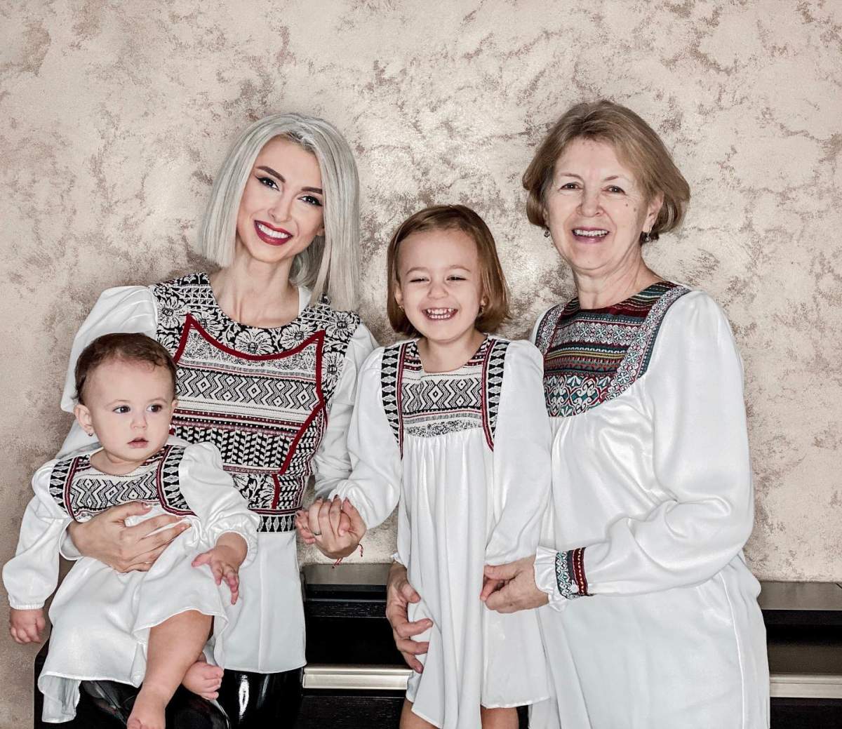 Andreea Bălan, dovadă sinceră de patriotism. Fotografie emoționantă cu familia