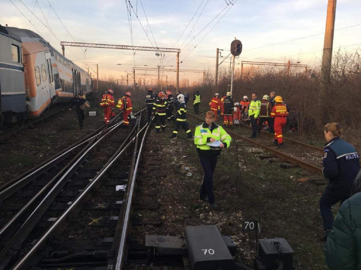 Două trenuri s-au ciocnit puternic la Ploieşti! Imagini de la locul tragediei