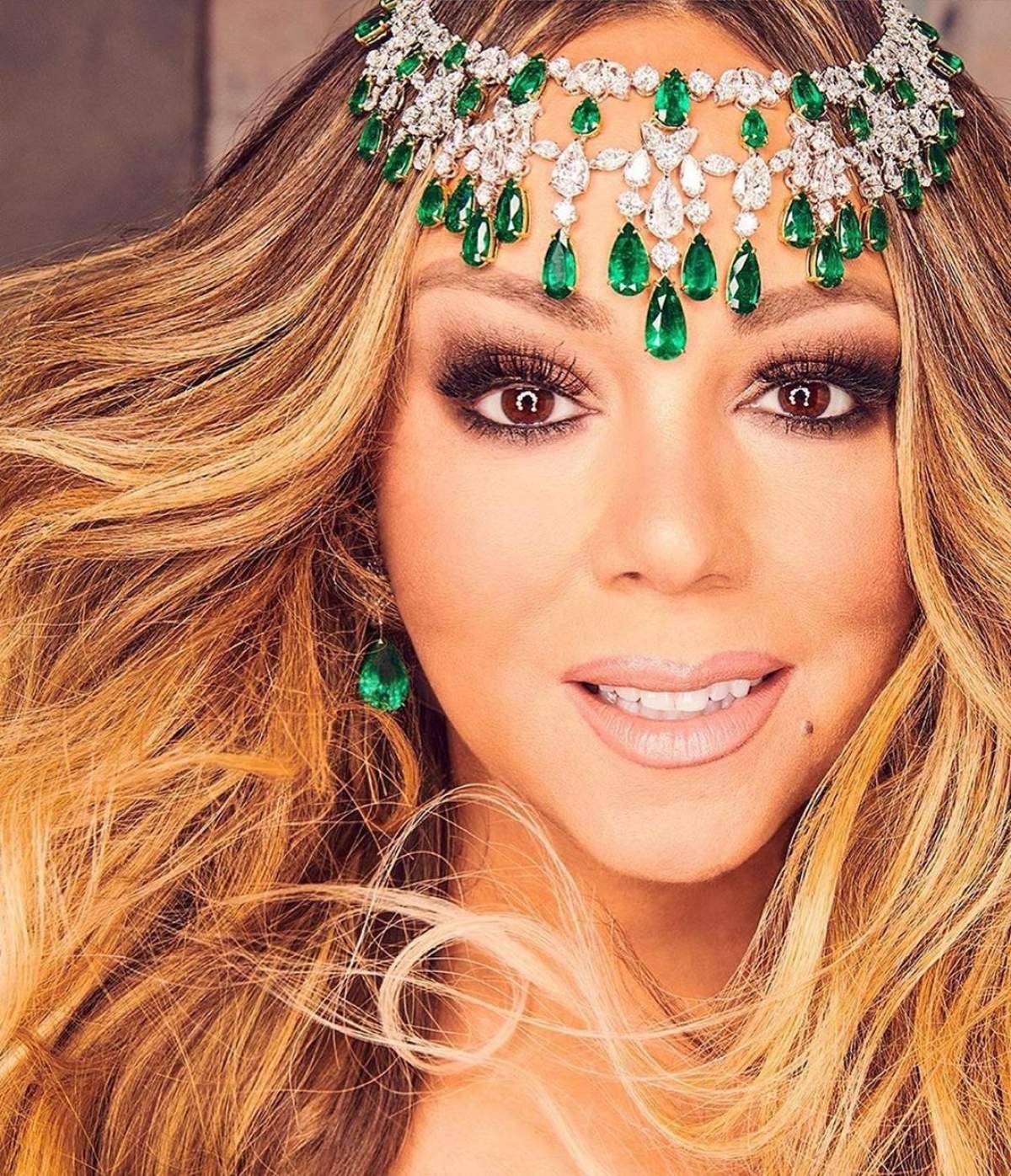 VIDEO / Mariah Carey, cadou de Crăciun pentru fani! "All I Want for Christmas is You", videoclip nou