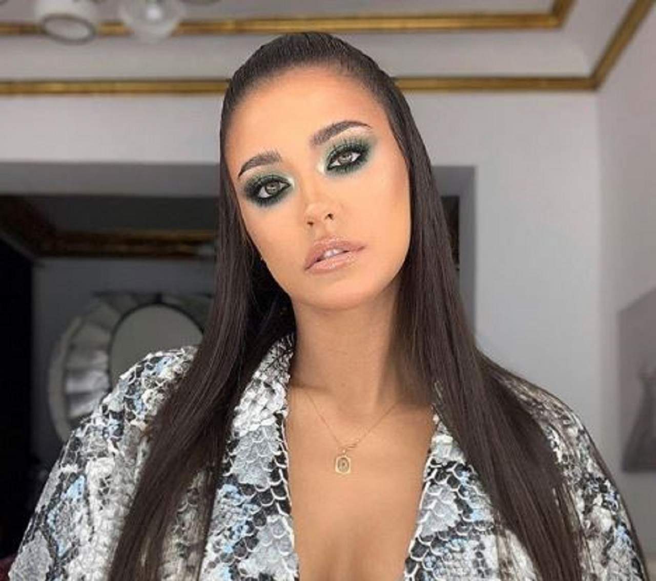 FOTO / Antonia, mai naturală ca oricând! Cum arată artista fără strop de machiaj, în așternuturi