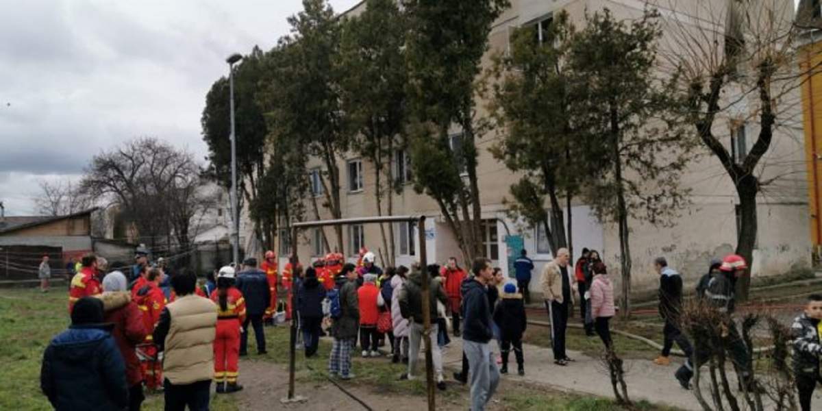 Explozie puternică la un bloc din Târgu Mureş! Două victime au ajuns la spital