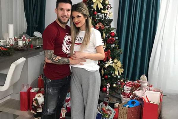 FOTO / Alex Băluță și iubita însărcinată, răsfăț de lux, pe tărâmul preferat al milionarilor! Cum o răsfață fotbalistul pe femeia iubită
