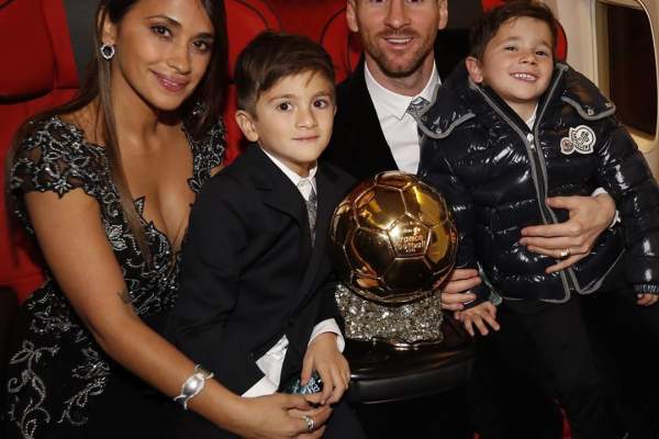 Povestea incredibilă de viaţă a lui Lionel Messi. Drumul de la sărăcie, la cel mai bun fotbalist din lume!