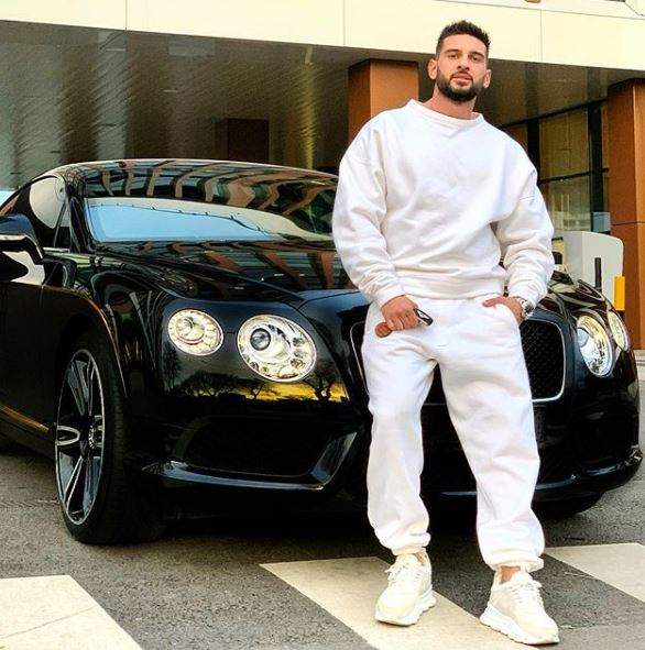 Dorian Popa şi-a luat maşină nouă? 