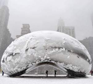 FOTO / Fenomen surprinzător pune stăpânire pe America! Vortexul polar, frig fără precedent în Chicago