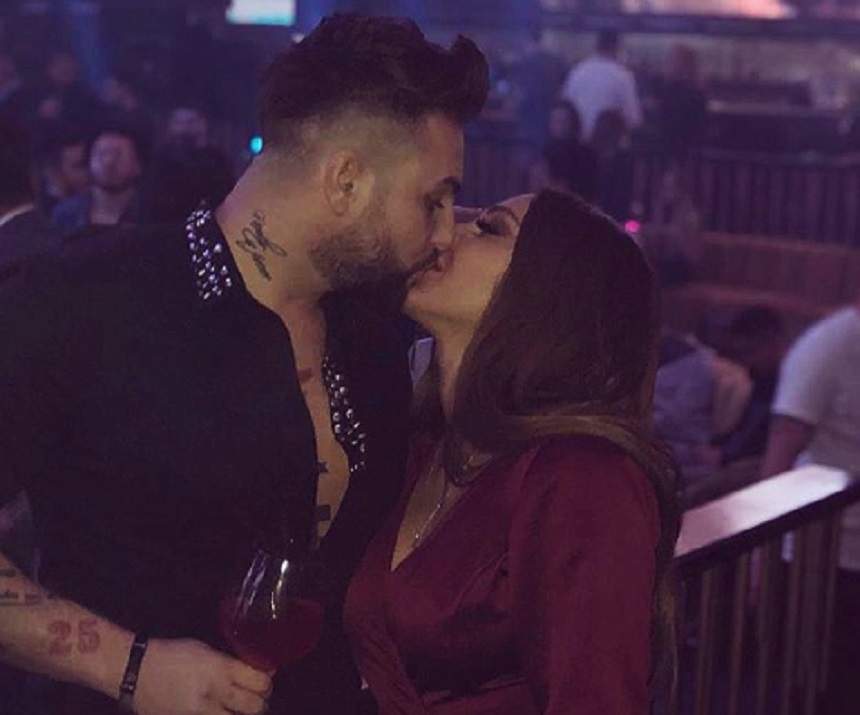 FOTO / Denisa Despa și iubitul, show erotic în fața tuturor! Au dat frâu liber fanteziilor, într-un club de fițe