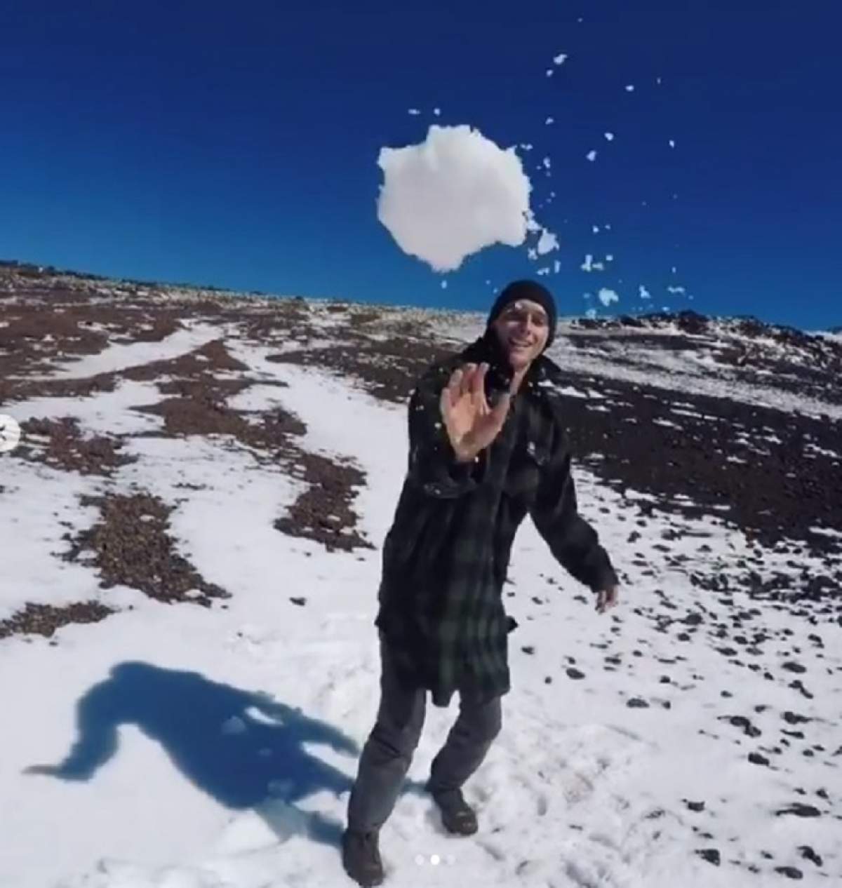 VIDEO / Fenomen miraculos în Hawaii! A nins pentru prima dată în istorie