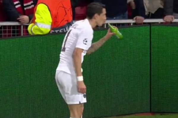 VIDEO / Moment uluitor în Liga Campionilor! Angel Di Maria s-a oprit să bea o bere pe teren