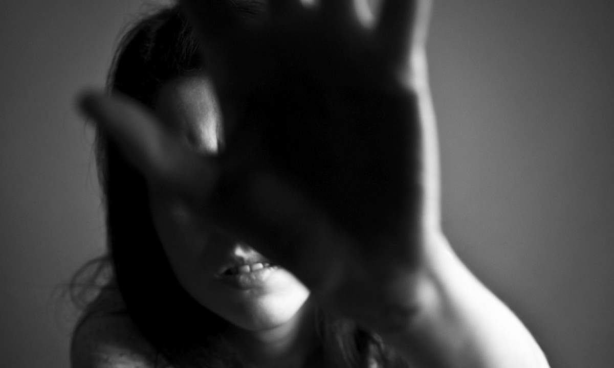 Un pedofil cunoscut drept "Lupul cel mare şi rău" a abuzat aproape 300 de copii, într-un an. Ce pedeapsă a primit bărbatul