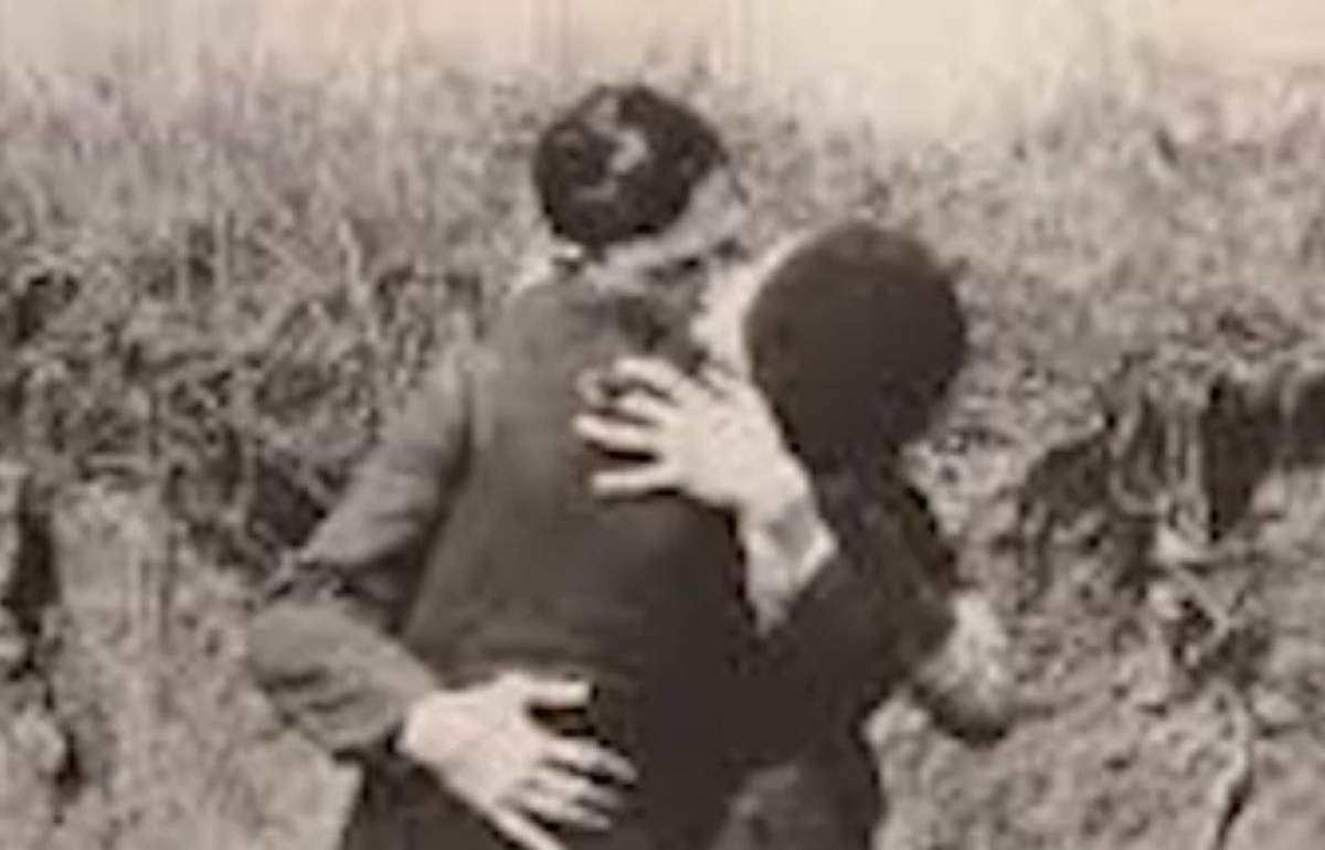 VIDEO / Iubire și mister. Bonnie și Clyde, cea mai controversată poveste de dragoste a lumii