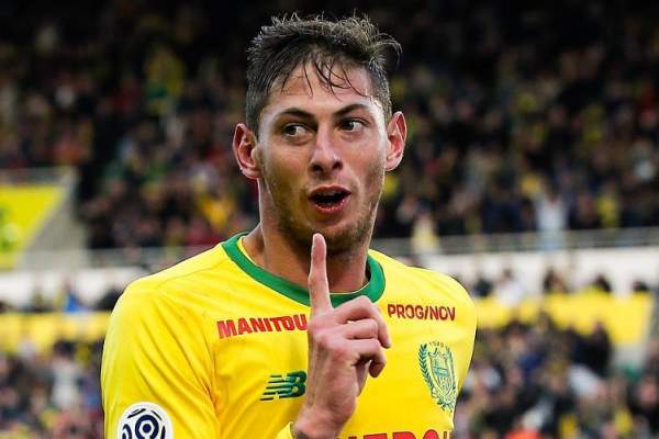 Acum s-a aflat! Ce i-a spus Emiliano Sala iubitei sale, înainte de a se îmbarca în avionul în care și-a găsit sfârșitul