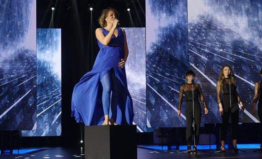 Mirela Vaida, emoționată profund de gestul unui fan înainte de finala Eurovision