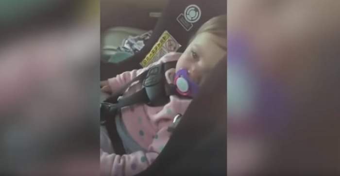 Un tată și-a încuiat, din greșeală, fetița de un an în mașină. Ce a urmat întrece orice imaginație